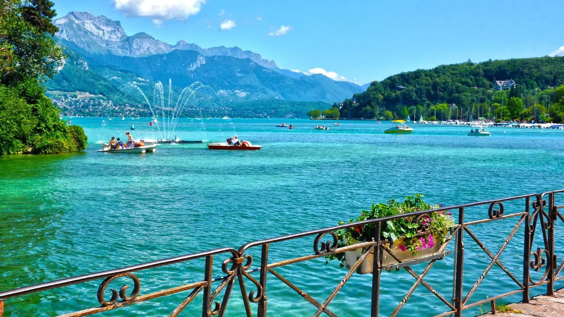 Annecy Calme Proche Centre Parking Gratuit Apartment France